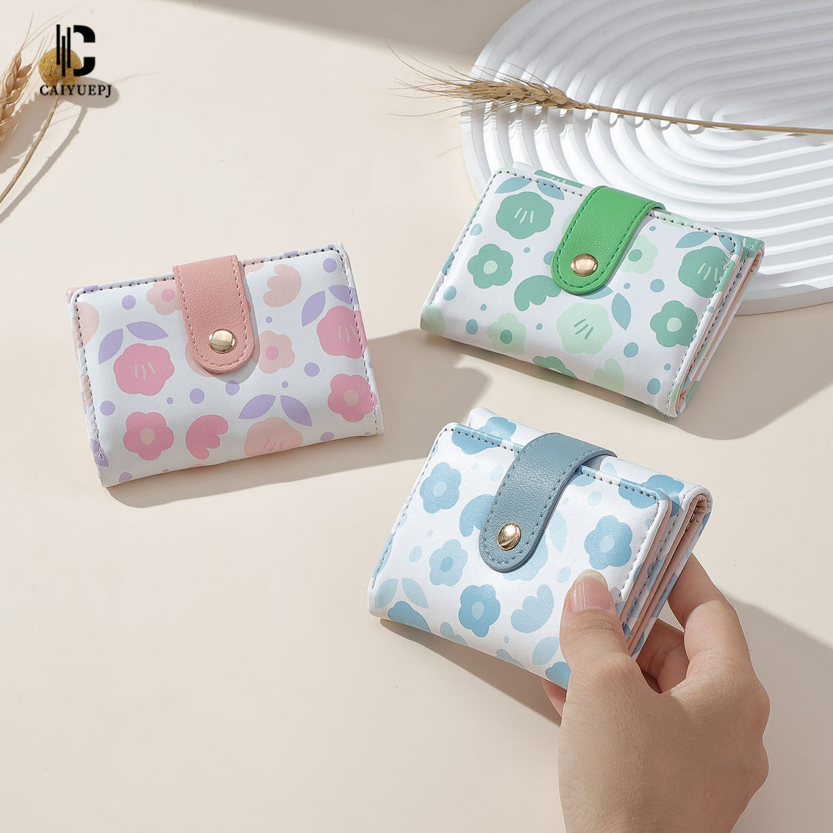 New cross-border fresh style women's wallet with multiple card slots, INS ladies' 70% off foldable w