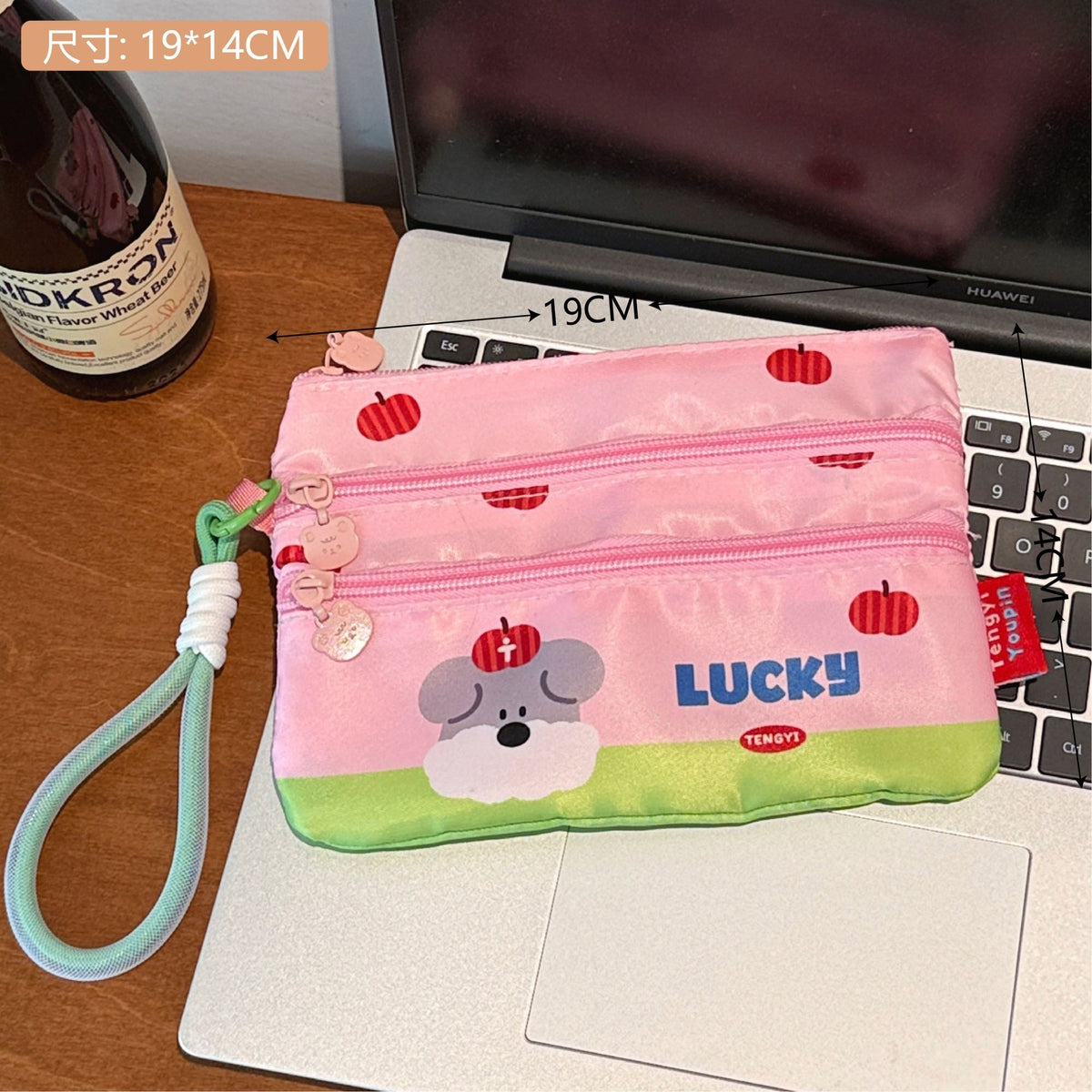 Apple, fuchsia passport bag / 19*14cm